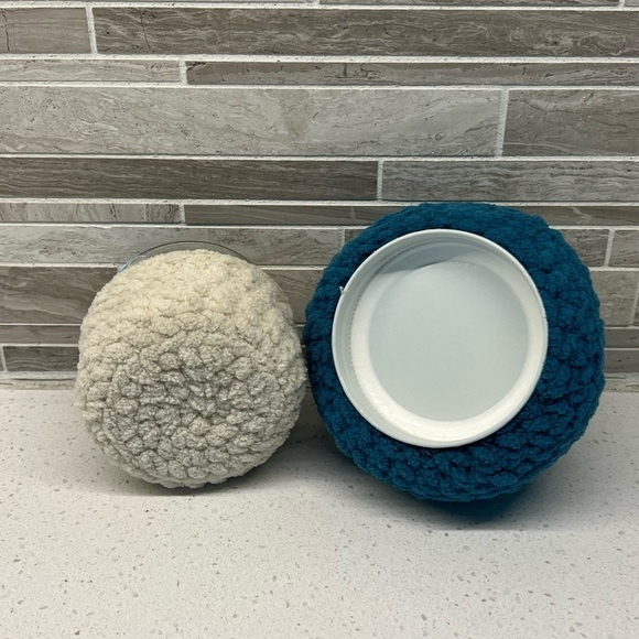 Mushroom handmade crocheted storage jar - Picture 3 of 3